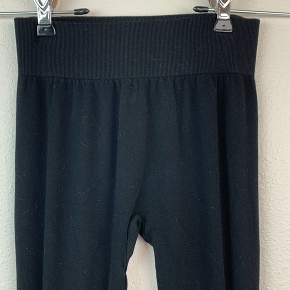 Black Leggings mesh triangle detail on thighs. Cottiny soft stretchy high waist - Picture 6 of 8